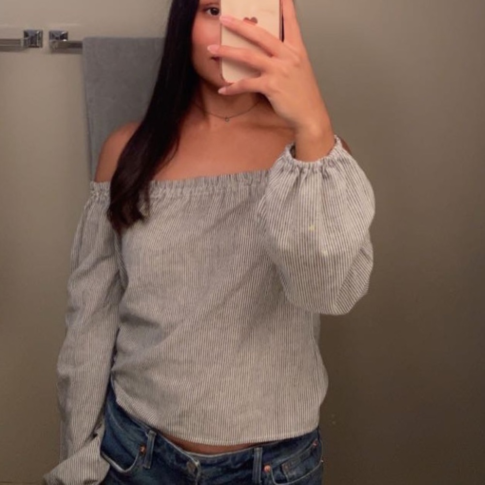 Brandy Melville Off-The-Shoulder Stripped Long Sleeve